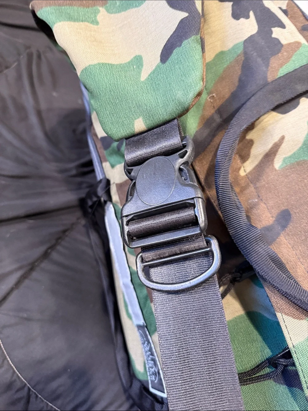 Camo Messenger Bag - Green Camouflage